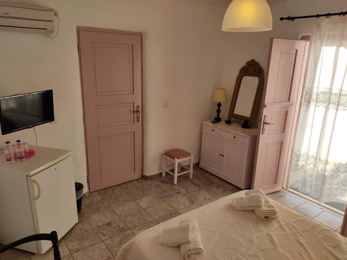Porto Sikinos Hotel Alopronia Esterno foto